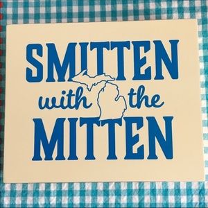 Michigan Wood “Smitten with the Mitten” sign
